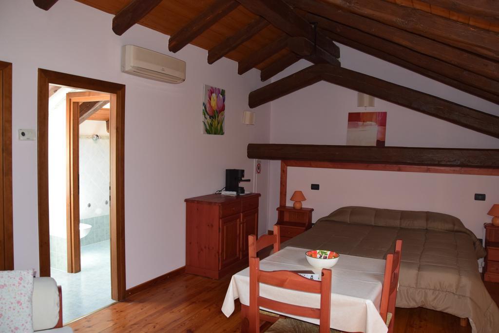 Agriturismo Domus Rustica Кормонс Екстер'єр фото